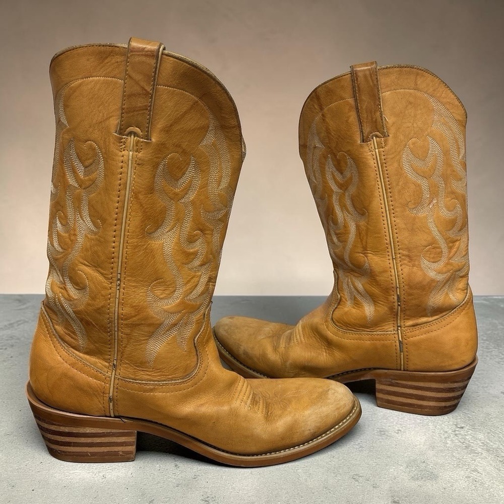 Durango Tan Leather Cowboy Boots Pointed Toe Western Stacked Heel 10 EE Wide VTG